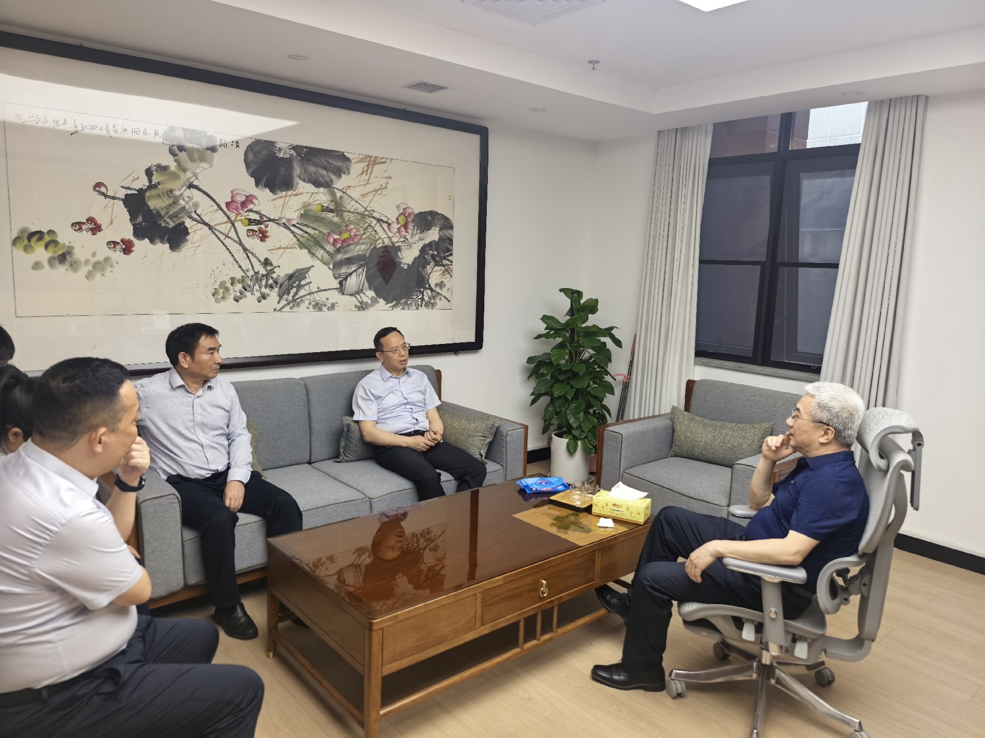 谈文胜率队赴中国地质大学(武汉)共商健康地质工作